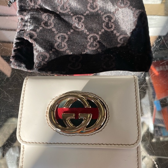 “Gucci”❤️Authentic leather wallet NWT